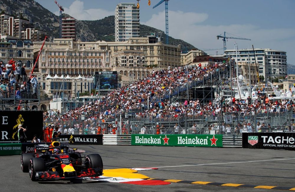 Ricciardo voló hacia la pole en Mónaco