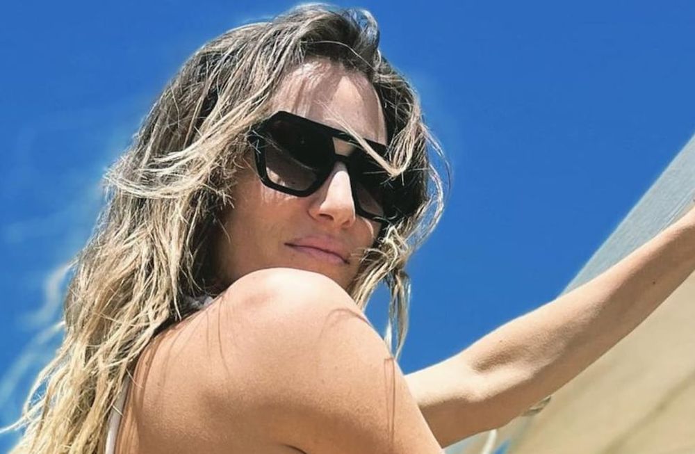 Mica Viciconte derritió las redes con un vestido blanco
