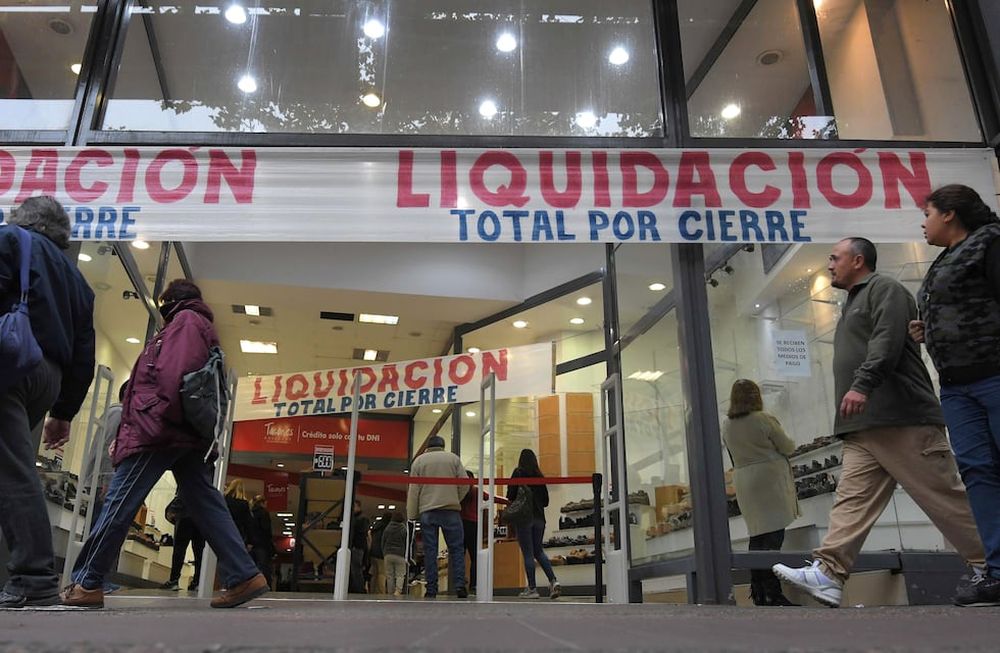 Las liquidaciones por cierre se ven cada vez más (foto ilustrativa).