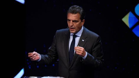 Los Andes | Massa cruzó a Milei y evitó los ataques: “No te pongas agresivo porque la gente espera respuestas”.