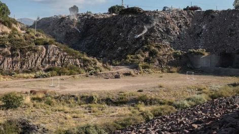 Suárez envió a la Legislatura un proyecto de ley que busca ordenar el territorio del piedemonte para resguardar el avance urbano. / Gentileza