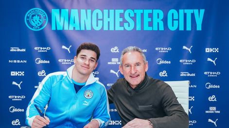 Julián Álvarez firmó hasta 2028 con el Manchester City. (Prensa Manchester City)