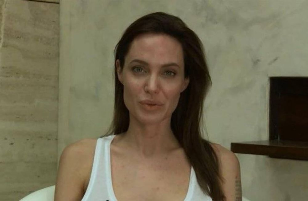 Angelina Jolie no lo puede creer: tiene varicela