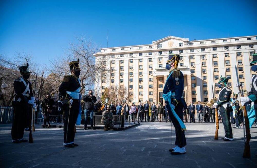 En Mendoza, los actos oficiales por Malvinas serán en Casa de Gobierno