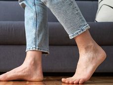 que significa preferir andar siempre descalzos, segun la psicologia