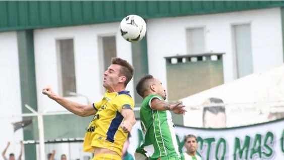 En un partido para el olvido, Huracán de San Rafael quedó eliminado.