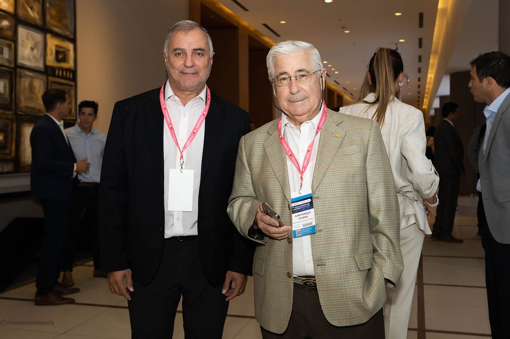 Fernando Urdaniz y Juan Enrique Viciana.