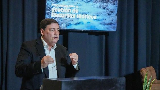 Parisi: “Todos hablan del agua, pero nadie propone qué hacer con un recurso tan escaso”