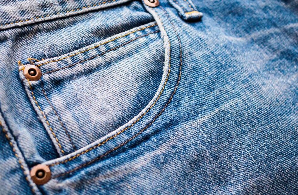 Se rompió el secreto: enterate para qué sirve este bolsillo pequeño que tienen los jeans.
