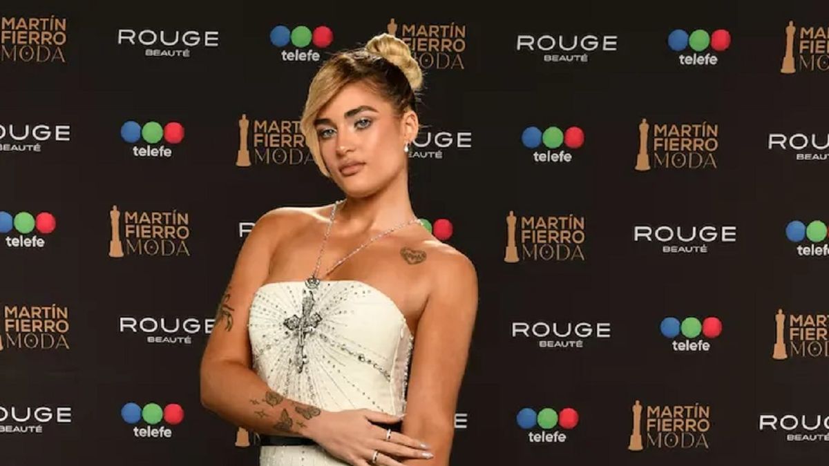 El tremendo homenaje de Marta Fort a su padre Ricardo en los Martín Fierro de la Moda 2026