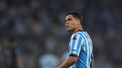 Los Andes | Crack el colombiano. Juanfer Quintero marcó dos goles para Racing. / Gentileza.