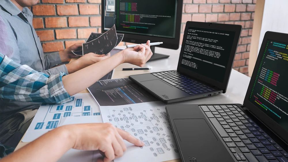 Computadoras, notebooks y PC.jpeg