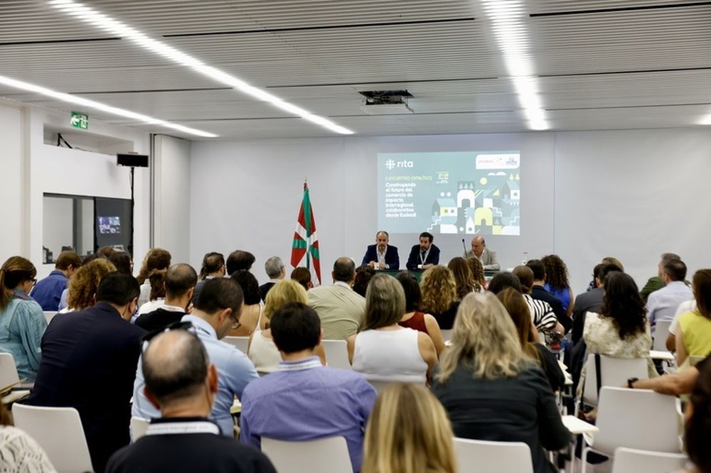 Nuevo modelo. En Bilbao y San Sebasti&aacute;n, se discuti&oacute; un sistema de comercio colaborativo que genere beneficios econ&oacute;micos y culturales.&nbsp;