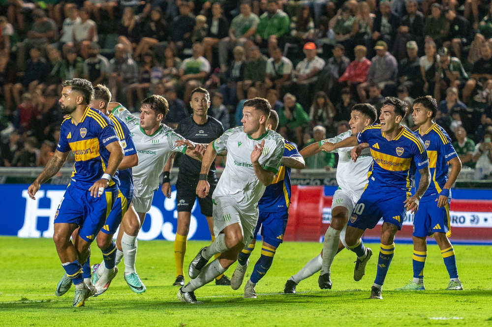 Banfield y Boca animaron la noche del viernes en la Liga Profesional.