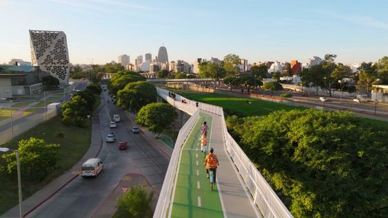 Una propuesta de movilidad que transforma la capital en un museo a cielo abierto.
