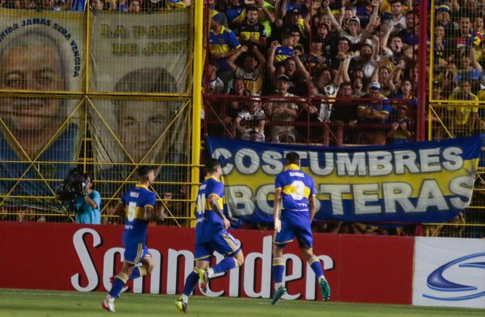 Los jugadores de Boca celebran los goles ante Olimpo por Copa Argentina. (Prensa Copa Argentina).