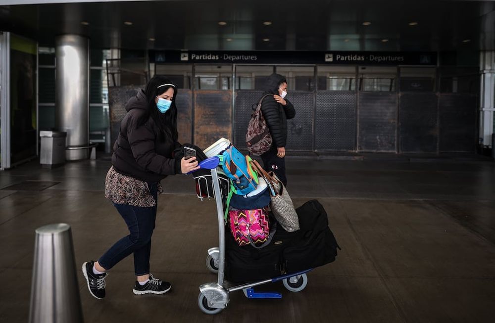 Un diario de Suiza presentó un informe lapidario: Argentina sufre una “fuga de cerebros inédita”
