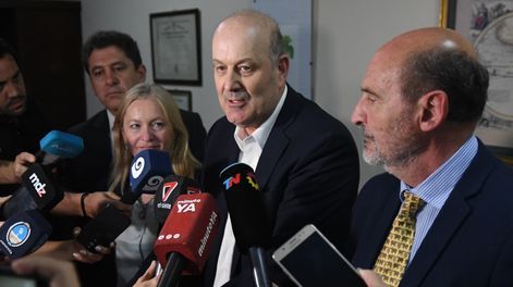 Rodolfo Vargas Arizu y Federico Sturzenegger.