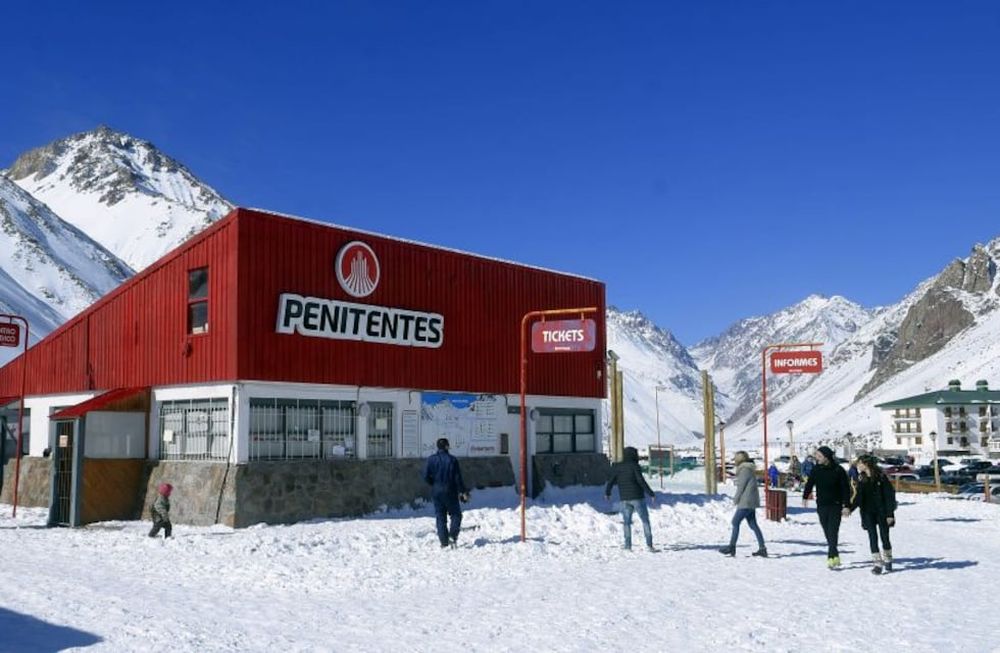 Hay tres interesados en la explotación del centro turístico Penitentes
