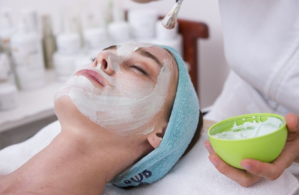 Cinco tips para cuidar tu piel en otoño