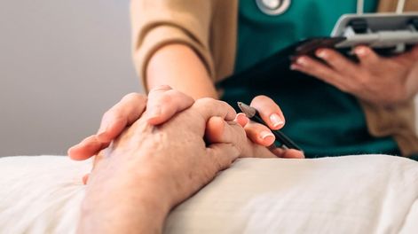 El proyecto establece procedimientos, resguardos e instancias de revisión para quienes soliciten la práctica en el marco del sistema de salud.