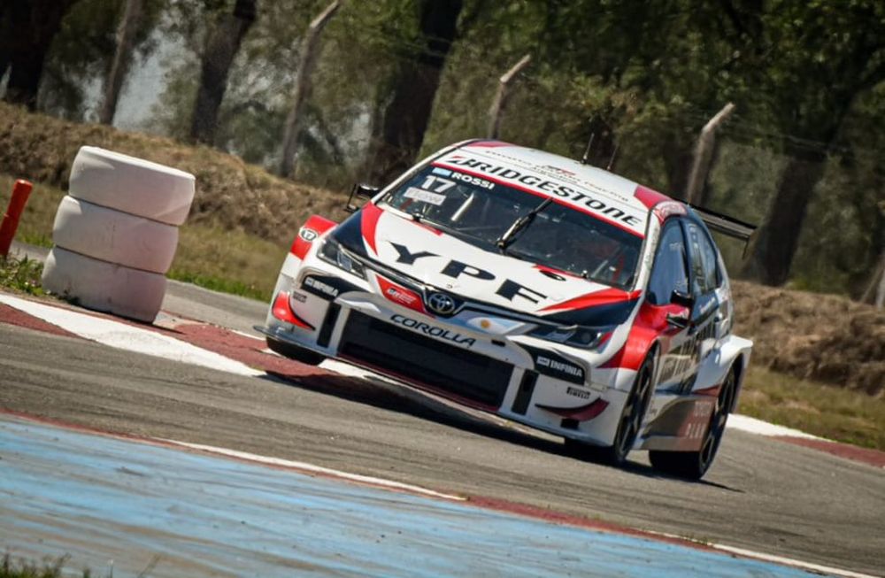 Matías Rossi es el puntero del campeonato por sobre Canapino.