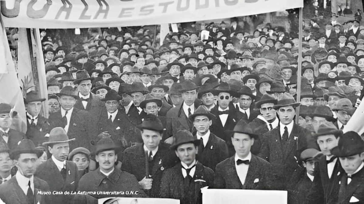 Universitarios reformistas