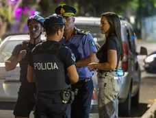 nosotros, los conductores, deberiamos ser artifices de la seguridad vial nosotros, los conductores, deberiamos ser artifices de la seguridad vial