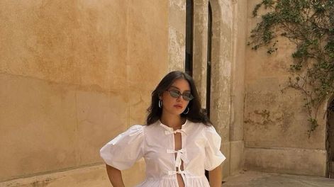 De lunes a viernes, 5 looks para usar esta semana primaveral de altas temperaturas.