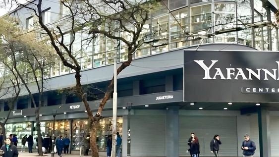 El nuevo bazar chino en Mendoza abre sus puertas y ya tiene nombre: Yafanni Center. Foto: Gentileza Jornada Online.