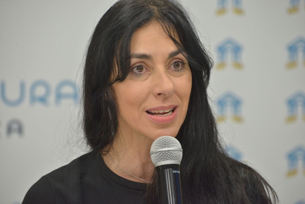 Marita Ahumada durante su presentación en la Legislatura provincial. 