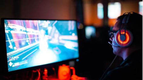 ¡Socorro, mi hijo  quiere ser gamer! - Por Alejandra Vargas