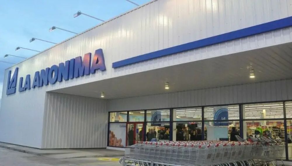 Detuvieron al hijo de una candidata a senadora que se robó kilos de carne y queso valuado en millones.