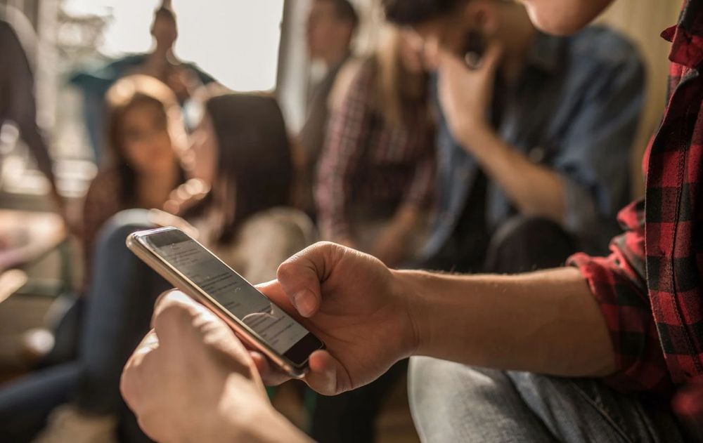 Naci&oacute;n prioriza la ludopat&iacute;a como pol&iacute;tica p&uacute;blica de salud para abordar las apuestas en adolescentes.