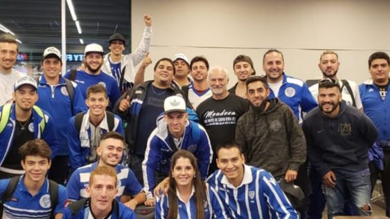 El Tomba y su hinchada ya están en Lima
