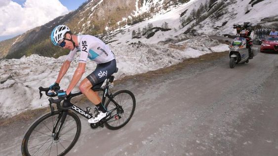 La bicicleta de Froome fue sometida a 6 controles durante el Giro de Italia