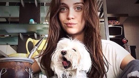 Zaira Nara no le teme a las selfies naturales
