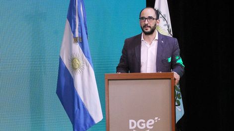 El director general de Escuelas, José Thomas en la apertura del Congreso Pedagógico Mendoza 2020-2021..