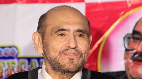 Usuarios de las redes criticaron al actor que interpretó al Señor Barriga por continuar con la caracterización del personaje.