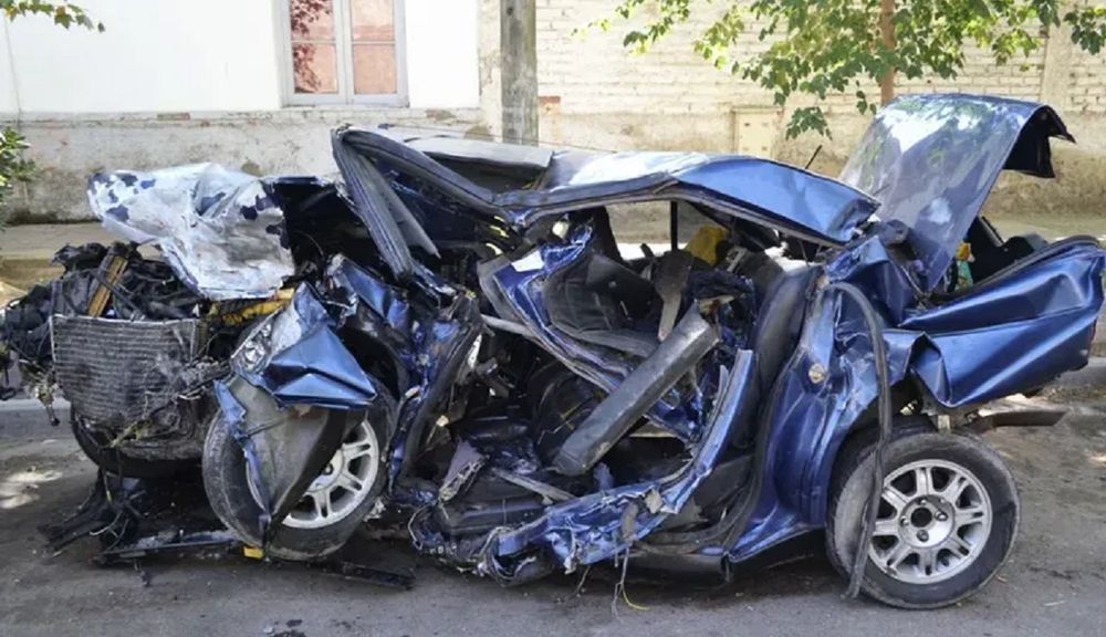 Febrero de 2013. Así había quedado el auto chocado de las víctimas Juan Manuel Viudez y su hija María Laura. Doce años después, detuvieron en Bolivia al acusado, Adrián Ocampo Cazón (52), quien estaba prófugo.&nbsp;