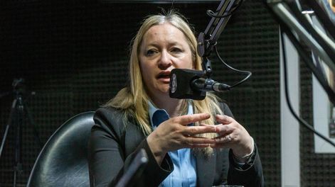 La vicegobernadora Hebe Casado visitó el estudio de Aconcagua Radio