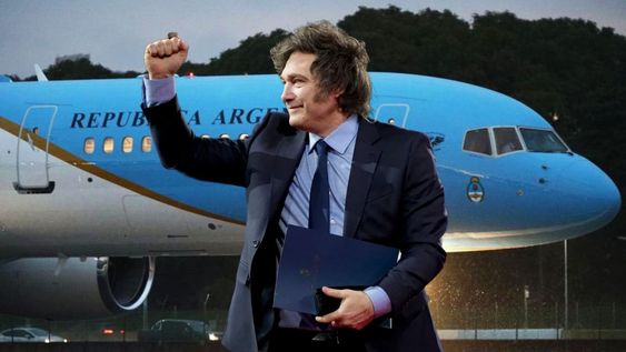 Luego de estar por EE.UU., Milei viajó a Bolivia para presenciar la asunción de Rodrigo Paz Pereira.&nbsp; 