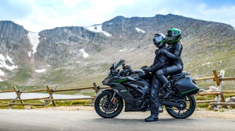 Kawasaki 1100 SX 2025.