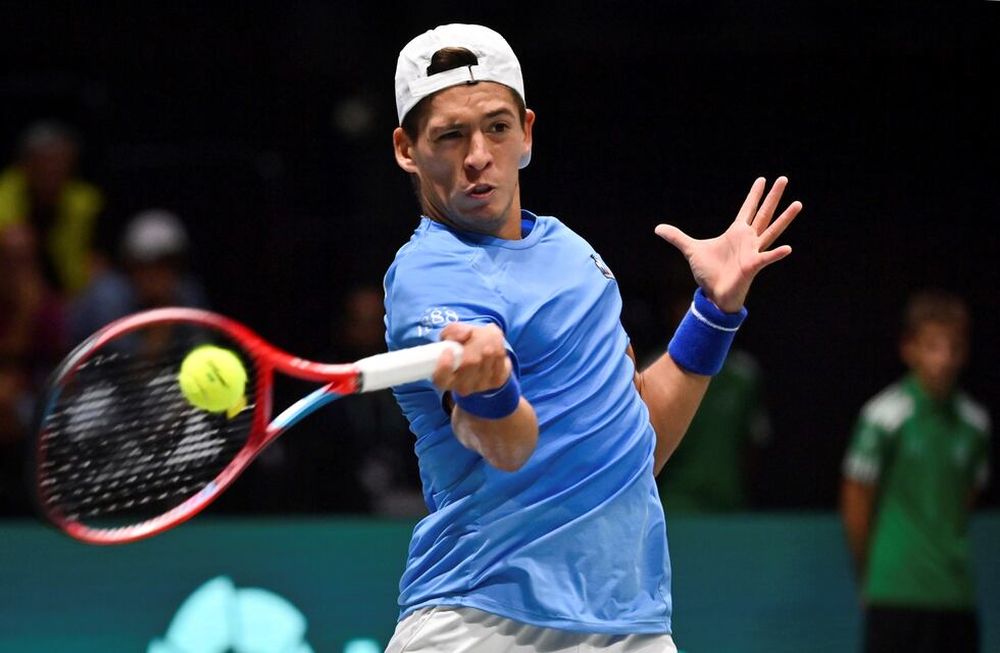 Tenis. El jugador de Tenis nacional, Sebastián Báez en acción.