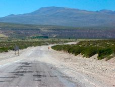 La Ruta 40 al sur de Bardas Blancas está en muy malas condiciones. La Ruta 40 al sur de Bardas Blancas está en muy malas condiciones.