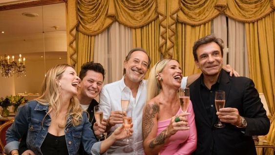 La reconocida actriz rememoró el malestar de Francella cuando descubrió que la famosa mesa de la familia Argento se movía. De esa situación, surgió lo que sería un clásico de la tira del canal de las tres pelotitas.