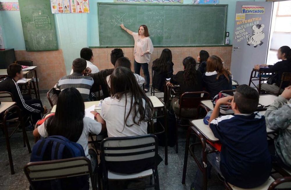 Cumbre, la plataforma digital para el aprendizaje de inglés, incorporada a fines de marzo en las escuelas de Mendoza, ya llegó a más de 5.000 alumnos.