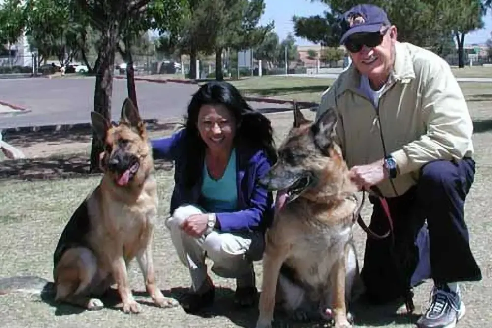 La pareja fue encontrada sin vida el pasado miércoles 26 de febrero en su residencia de Santa Fe, Nuevo México, junto al cadáver de uno de sus perros. Foto: EFE.
