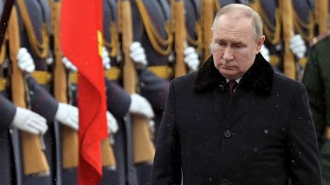 El epítome del conflicto es el intento de aislar a Rusia del ciberespacio y los intentos rusos de crear su “propia” internet. / Foto: AP