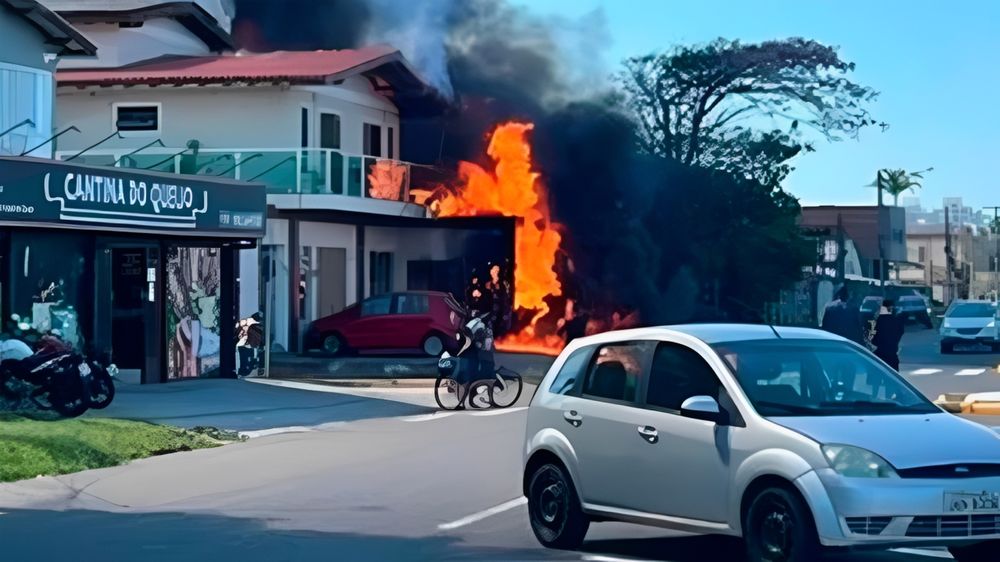 Tragedia en Brasil: una avioneta cayó sobre un restaurante y dejó cuatro muertos.